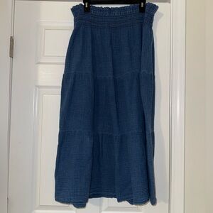 GAP Women's Maxi Skirt in Distressed Blue